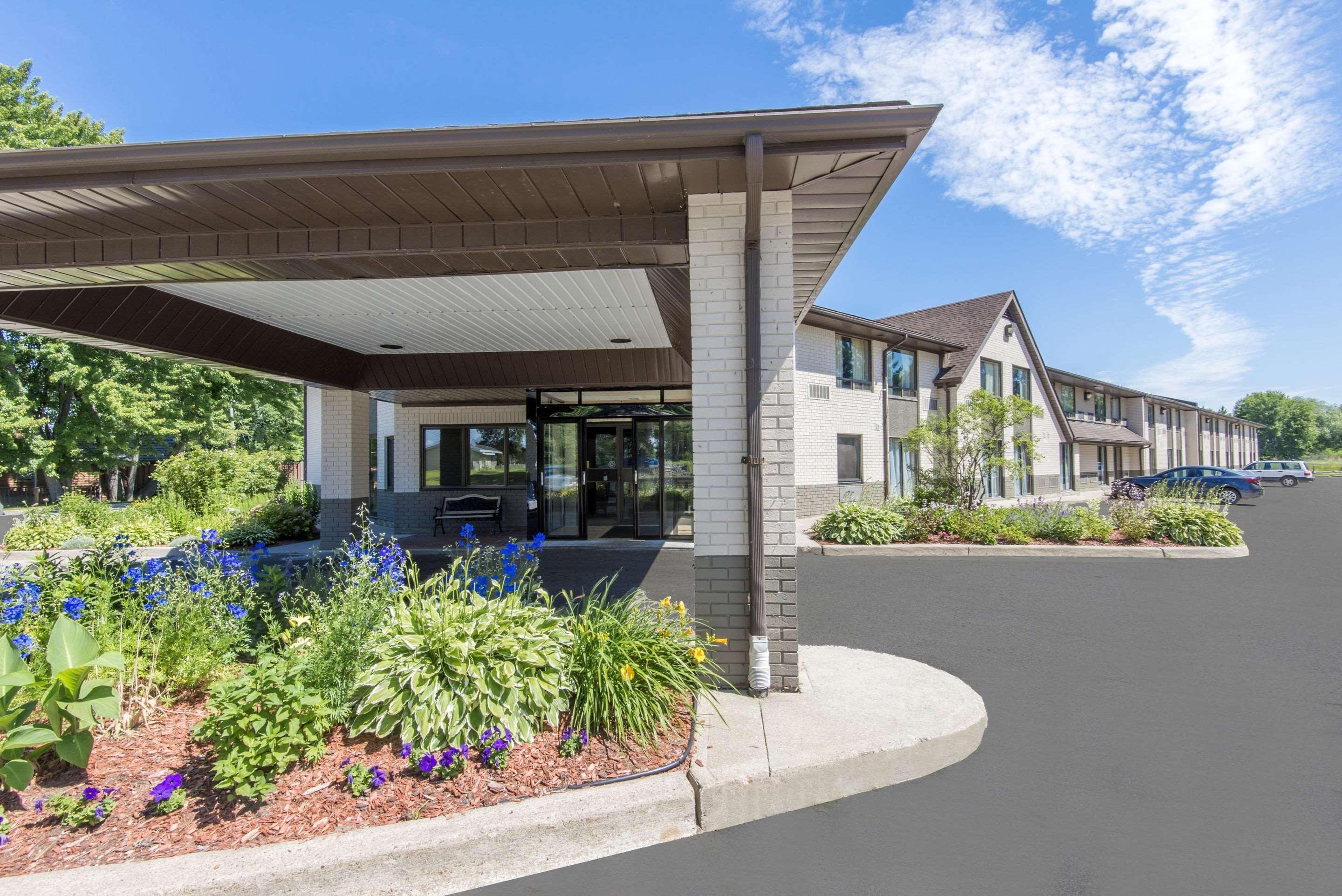 Comfort Inn North Bay - Lakeshore Exterior foto